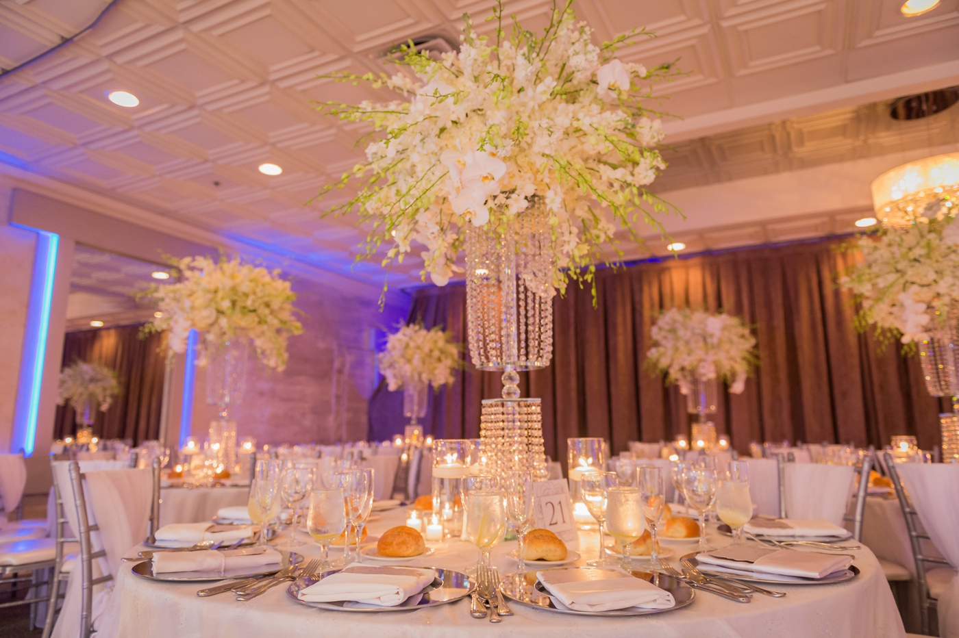 Why you need to hire a professional wedding planner for your NYC wedding